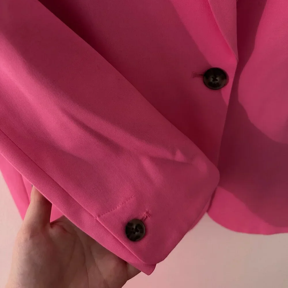 Pink Suit (Blazer + Dress Pants) - Picture 6 of 7